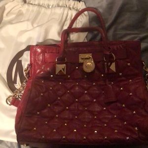 Red leather Micheal Kors  hand bag